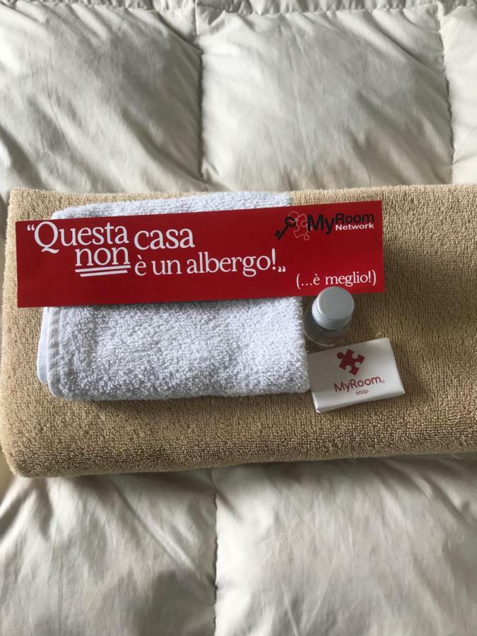 Myroom Guest House 베르가모 외부 사진